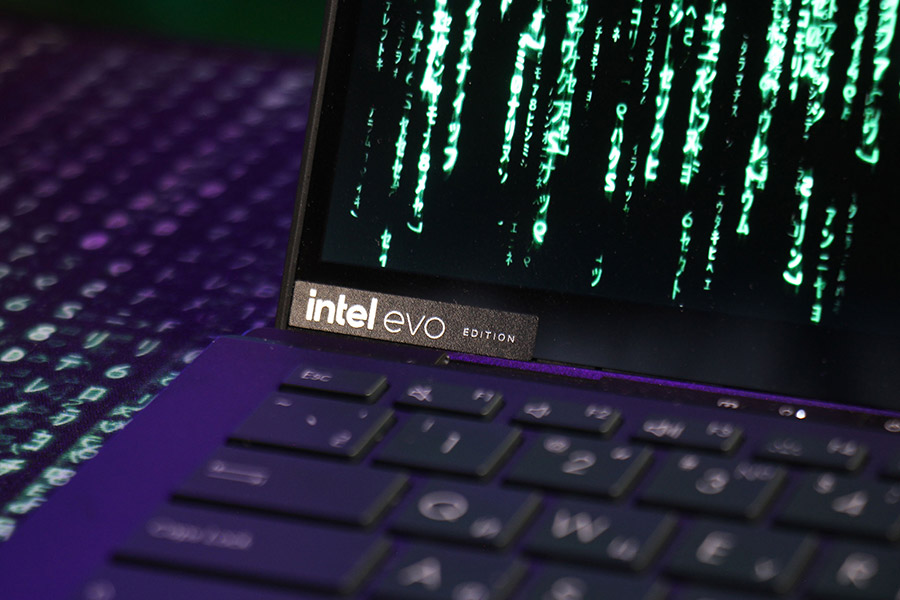 ASUS Zenbook DUO (2024)